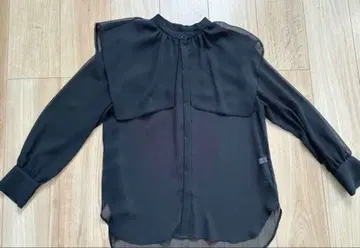 새상품급 미사용 LaTotalite 라토탈리테 블라우스 블랙