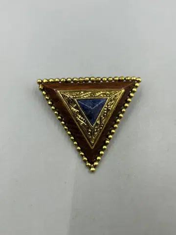 255 빈티지풍 삼각형 브로치
