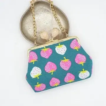 딸기 가마구치 손잡이 파우치 피콕 그린 핑크 화이트 계열