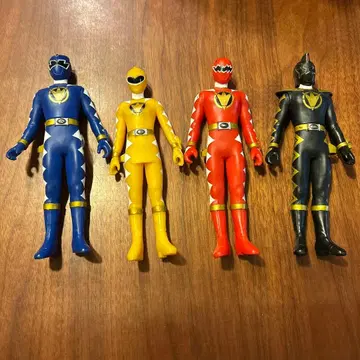 폭룡전대 아바렌쟈 4체 세트