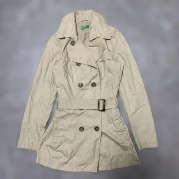 UNITED COLORS OF BENETTON 베이지 트렌치코트 g47