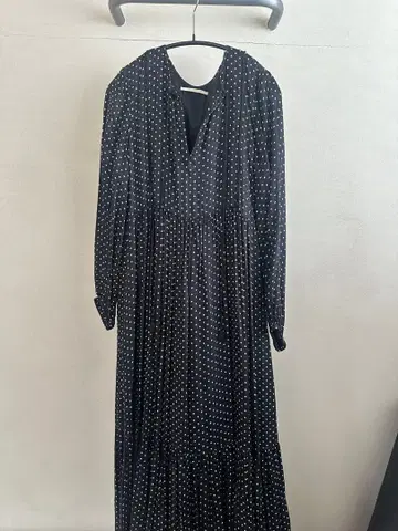 네 킷테 파스 도트 무늬 원피스