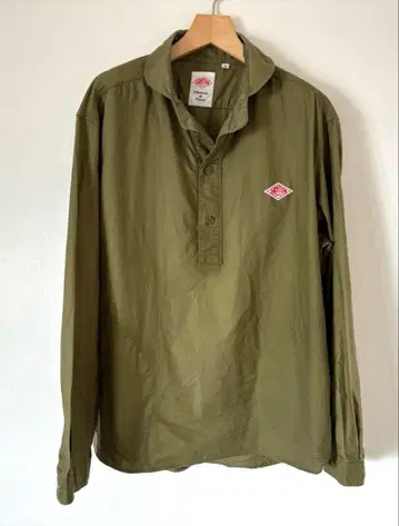 단톤 둥근 카라 풀오버 셔츠 올리브 42 M-L 상당