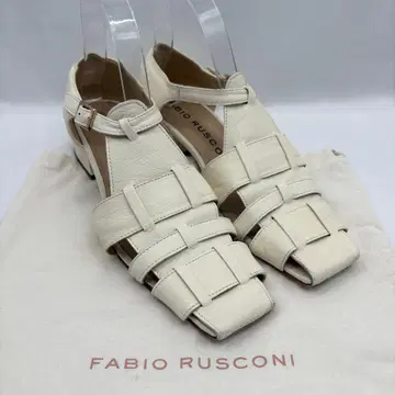 파비오 루스코니 구르카 샌들 가죽 화이트 뮬 스트랩