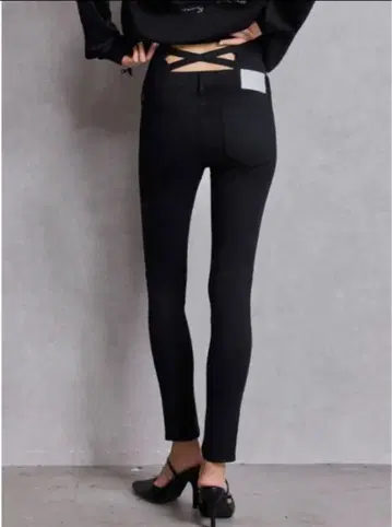 제이다 하이웨스트 백 크로스 스키니 데님 팬츠