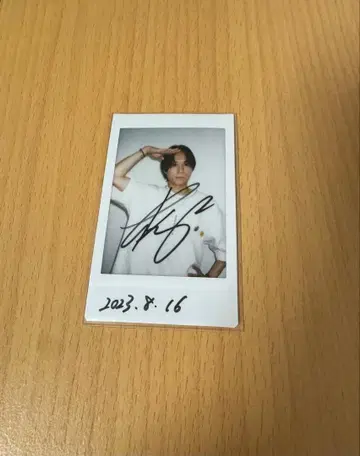 BLACK IRIS 스기모토 타쿠야 친필 사인 폴라로이드
