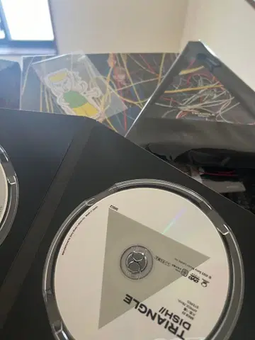 DISH// TRIANGLE 한정판 박스