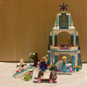 LEGO 엘사의 아이스 캐슬