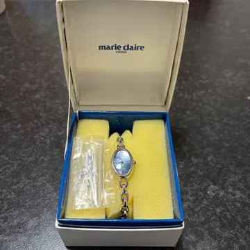 marie claire 마리 클레어 손목시계