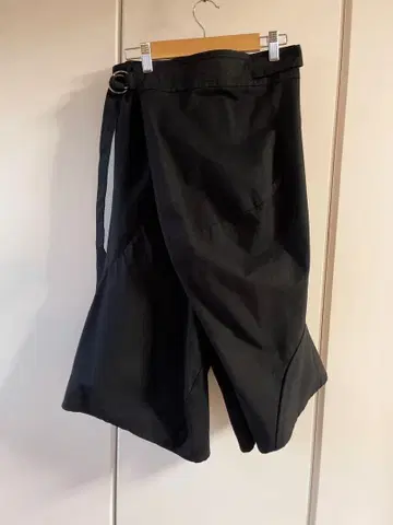 gomme 변형 랩 팬츠 Black