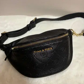 Maison de FLEUR 바디백