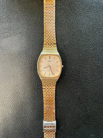 SEIKO 골드 쿼츠 손목시계 작동품 스퀘어 빈티지 70s