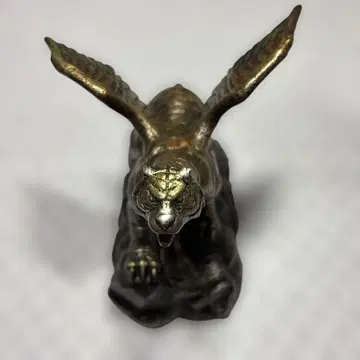 타이거 마스크 호랑이 굴 저금통