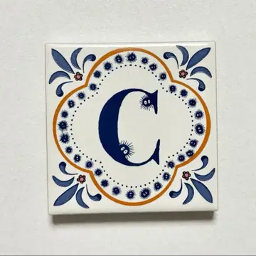 알파벳 타일 C 맥로크로스케 지브리 파크 애니메이쥬와 지브리전