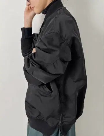 아바르트몬 REMI RELIEF 사이드 지퍼 MA-1