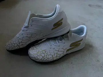 [ 미사용 새상품 ] SKECHERS 풋살화 26cm 화이트/골드