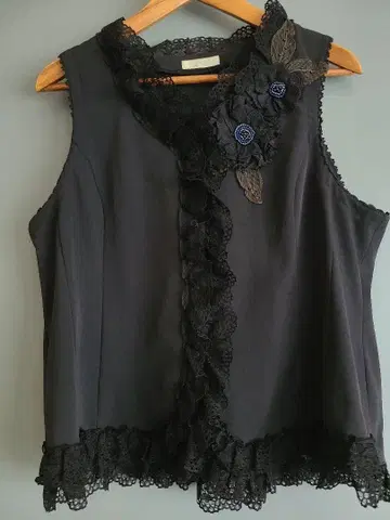도로시 블랙 프릴 레이스 베스트