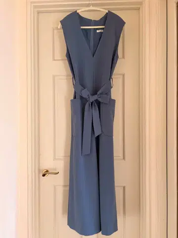 블루 슬리브리스 점프수트