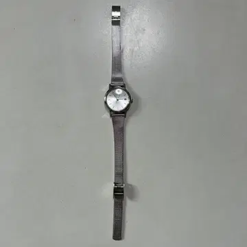 MARGARET HOWELL 손목시계