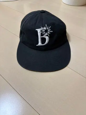 BoTT 자수 로고 블랙 캡