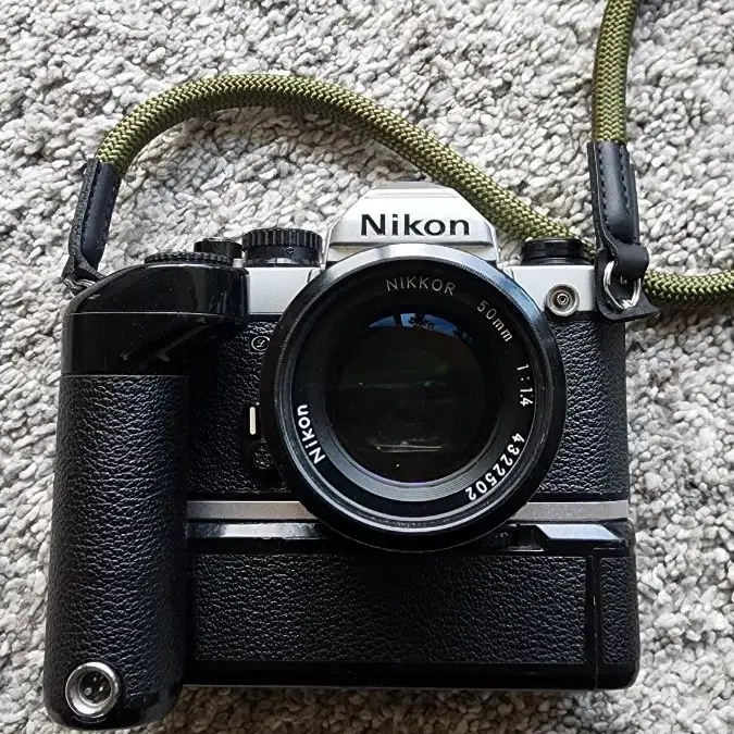 니콘 FM2필름 카메라 +모터드라이브