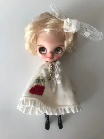 커스텀 미니 브라이스 작가님