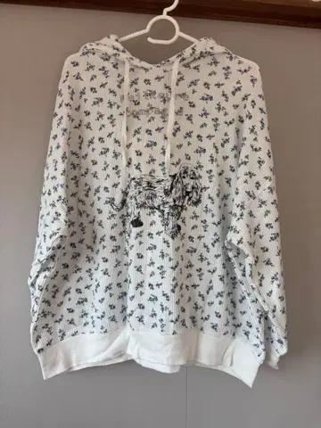 merry jenny 샘플 후드티