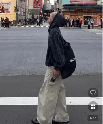 nugu 체크 플리스 니트 후드 집업