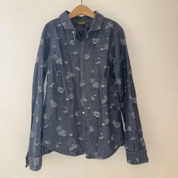 자수 패턴 다크 블루 긴팔 셔츠 팔라스 팰리스