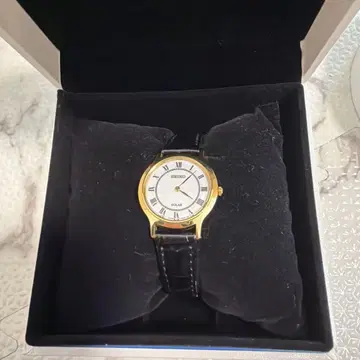 SEIKO SUP304P1 솔라 손목시계