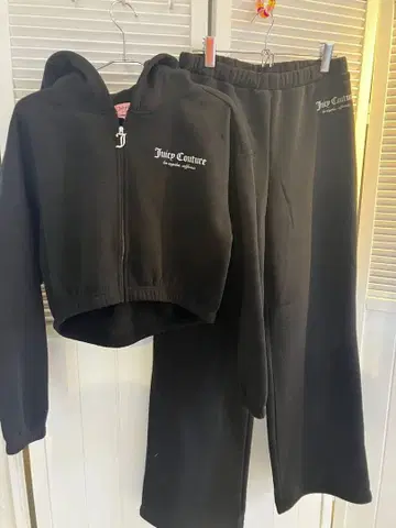 쥬시 꾸뛰르 맨투맨 셋업 juicy couture