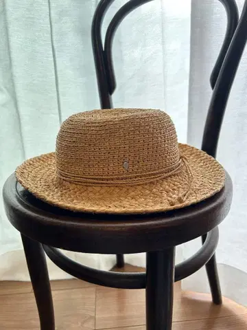 헬렌 카민스키 라피아