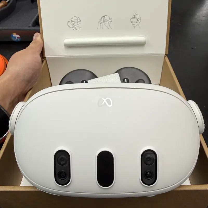 메타 퀘스트3 512gb VR 헤드셋 1달 반 사용 판매