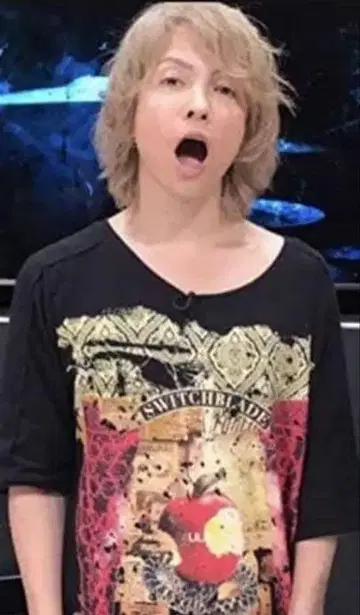 hyde 착용 새상품급 스위치 블레이드 T셔츠 roen if LGB