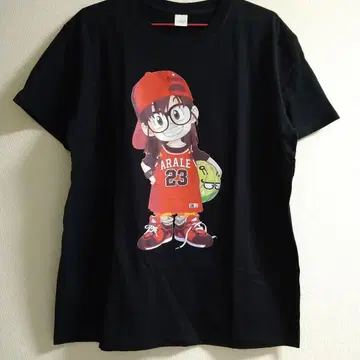 Dr. 슬럼프 아라레짱 유니폼 모습이 엄청 귀여워요! XL