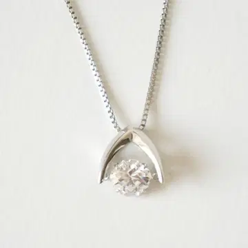 크로스포뉴욕 댄싱 스톤 목걸이