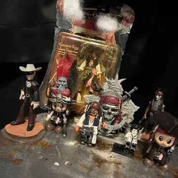 잭 스패로우 피규어 묶음 판매