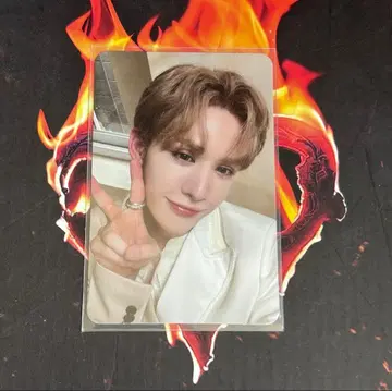 출시되지 않은 XLOV 우무티 트레이딩 카드