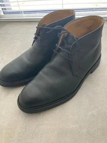 블랙 가죽 처카 부츠