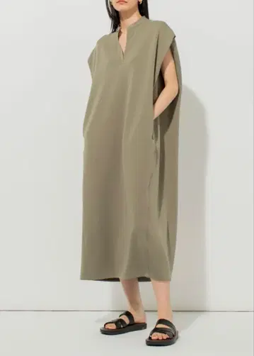 새상품급 NORC 슬리브리스 롱 원피스