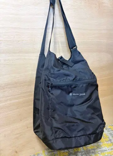 스노우피크 블랙 토트백