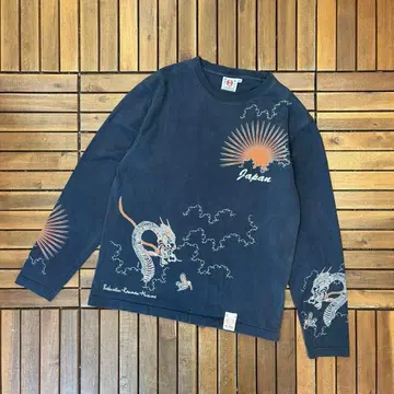 폭렬난만무스메 바쿠란 크루넥 긴팔 T셔츠 일본풍 패턴 프린트