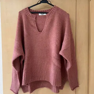 HOLIDAY 니트 스웨터 F 사이즈