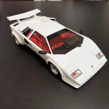 교쇼 1/18 람보르기니 카운타크 LP500S