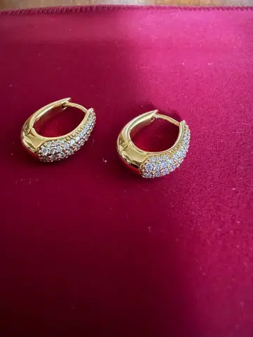 톰우드 Liz Hoops Pave Gold 귀걸이