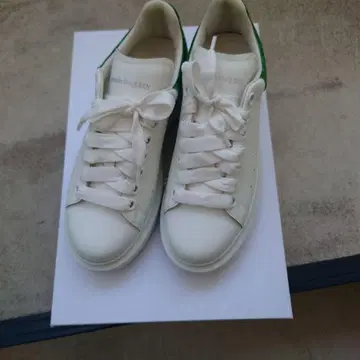 새상품급 Alexander McQueen 스니커즈 화이트/그린