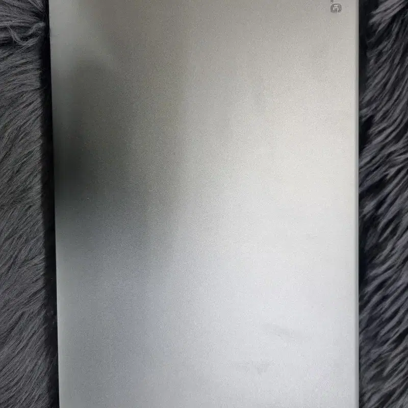 LG 게이밍 노트북 i5-8250U 모델입니다. GTX 1050