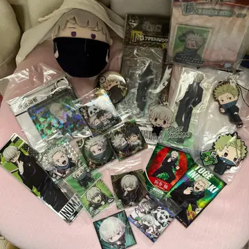 이누마키 토게 굿즈 30점 낱개 판매 가능, 총 2장 있습니다