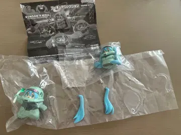 GUNDAM x MIKU 피규어 컬렉션