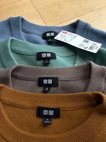 유니클로 워셔블 스트레치 밀라노 리브 크루넥 스웨터